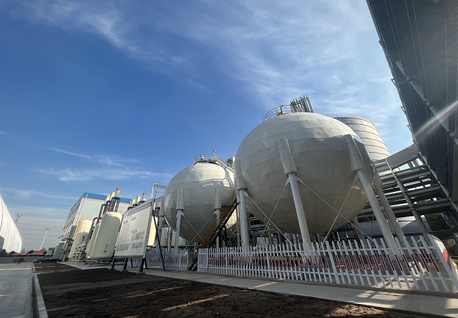 ������̼������������